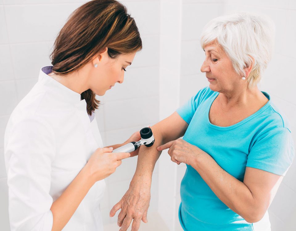 Doctor patient skin exam
